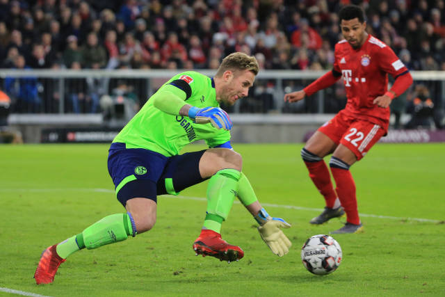 密切关注的 密切关注的